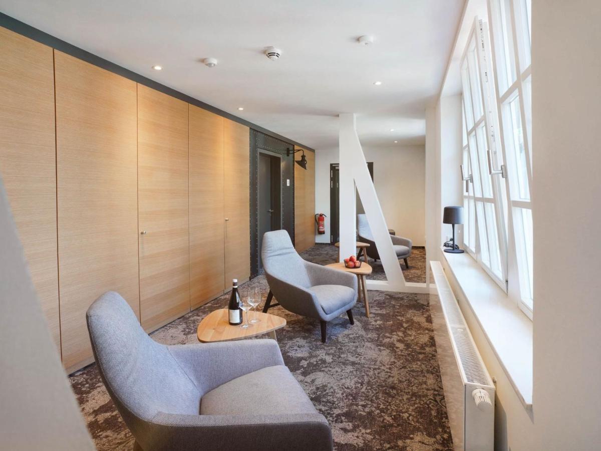 Bahnhof Oberkirch Hotel Ngoại thất bức ảnh